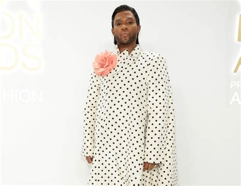 law roach louis vuitton video|Law Roach shares truth behind viral Louis Vuitton show video.